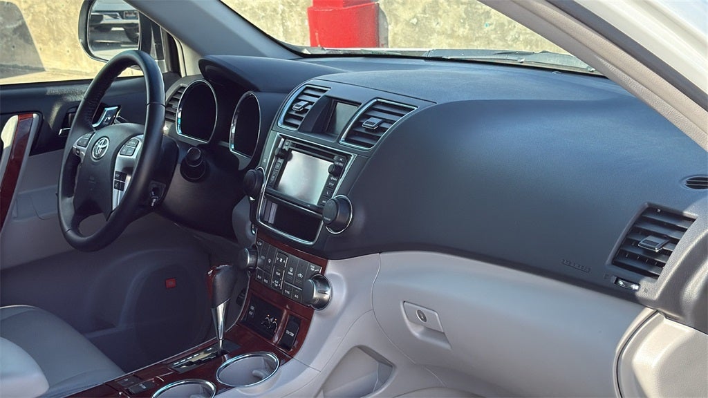 2013 Toyota HIGHLANDER HYBRD Limited