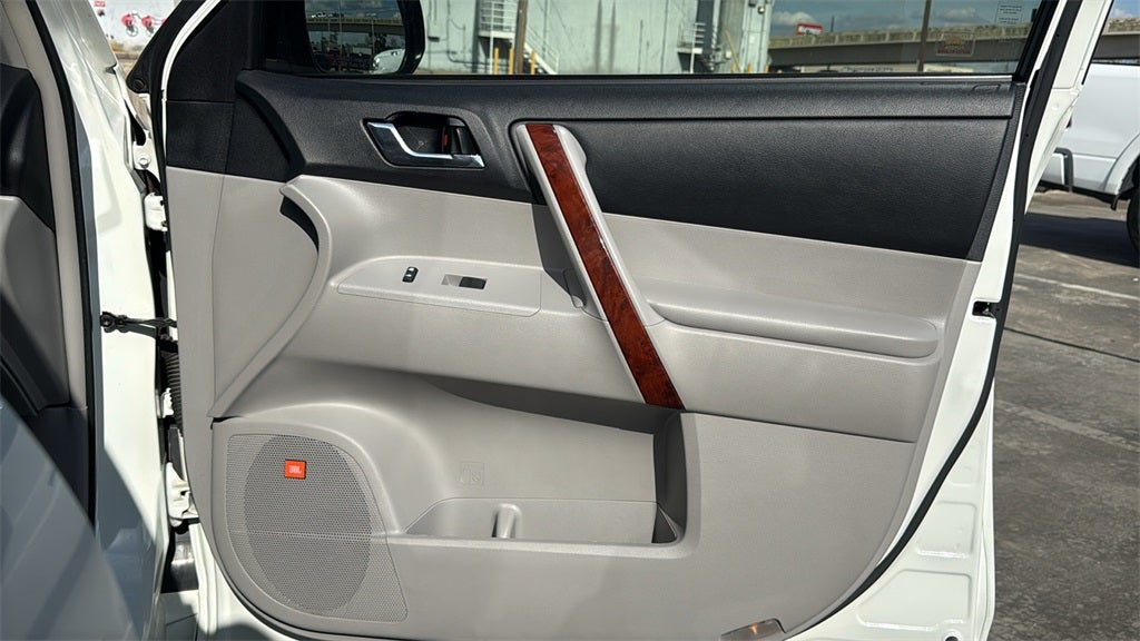 2013 Toyota HIGHLANDER HYBRD Limited