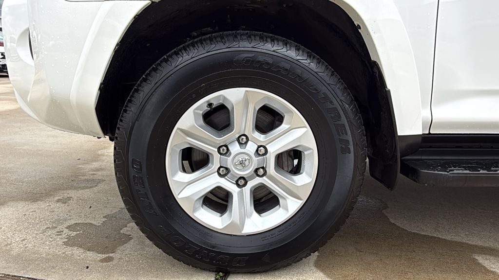 2024 Toyota 4Runner SR5