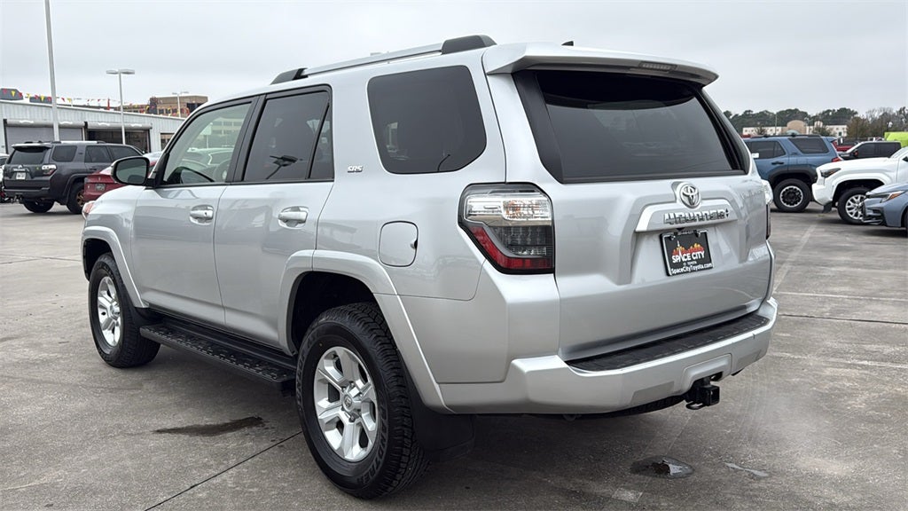 2024 Toyota 4RUNNER SR5