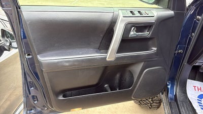 2022 Toyota 4RUNNER SR5 Premium