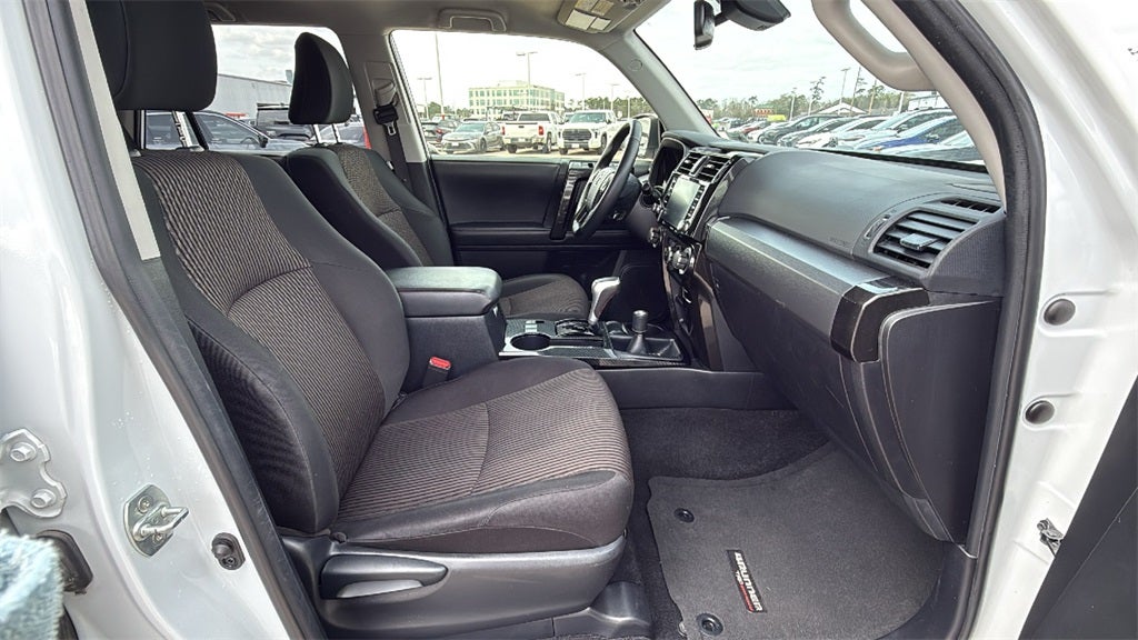 2024 Toyota 4RUNNER TRD Off-Road