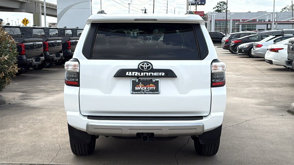 2024 Toyota 4RUNNER TRD Off-Road
