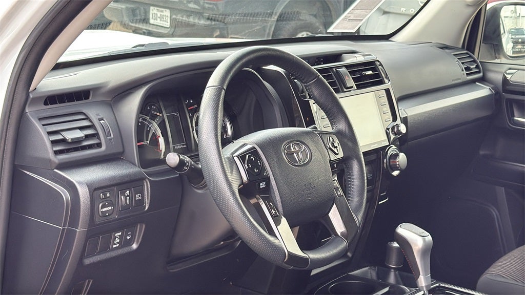 2024 Toyota 4RUNNER TRD Off-Road