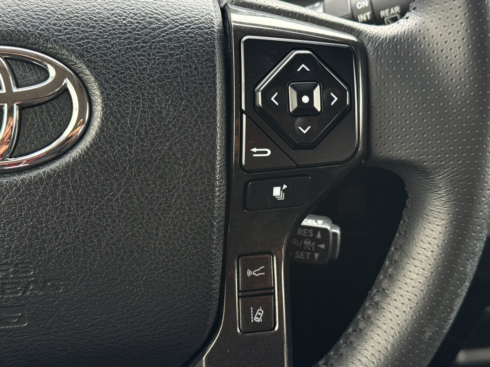 2022 Toyota 4Runner TRD Off-Road Premium