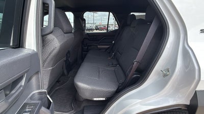 2025 Toyota 4RUNNER SR5