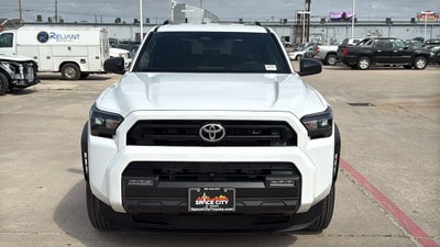 2025 Toyota 4RUNNER SR5