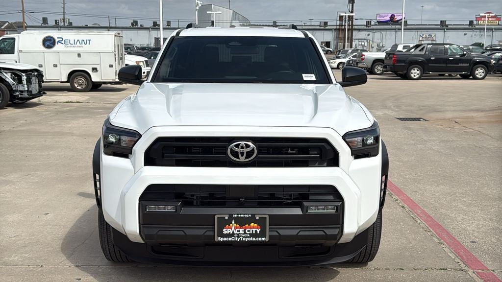 2025 Toyota 4RUNNER SR5