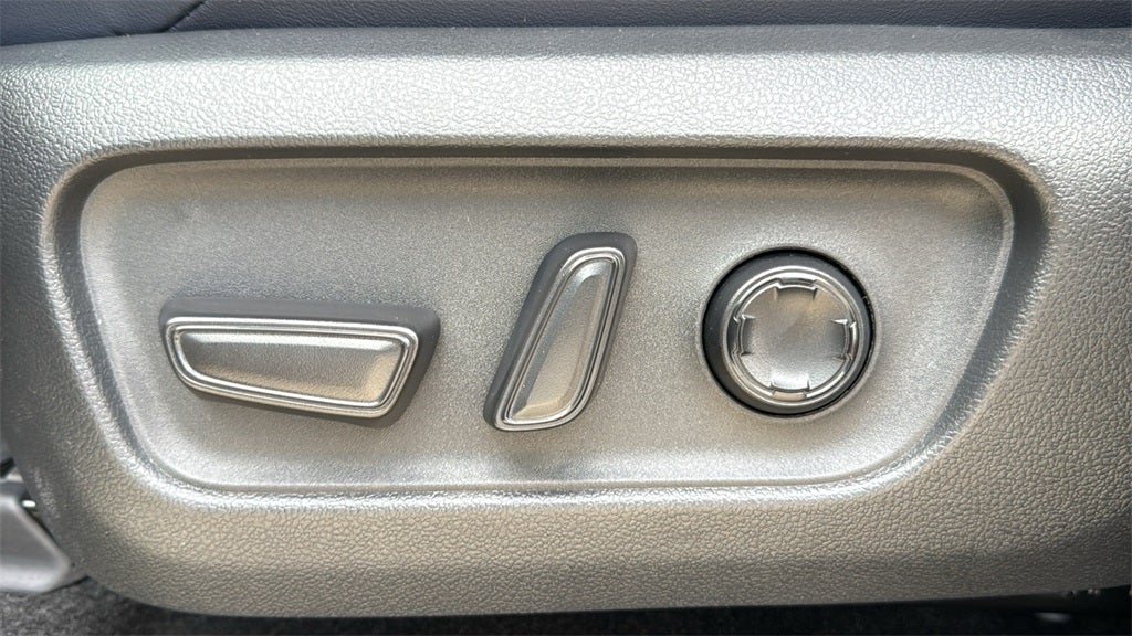 2026 Toyota 4Runner i-FORCE MAX Platinum