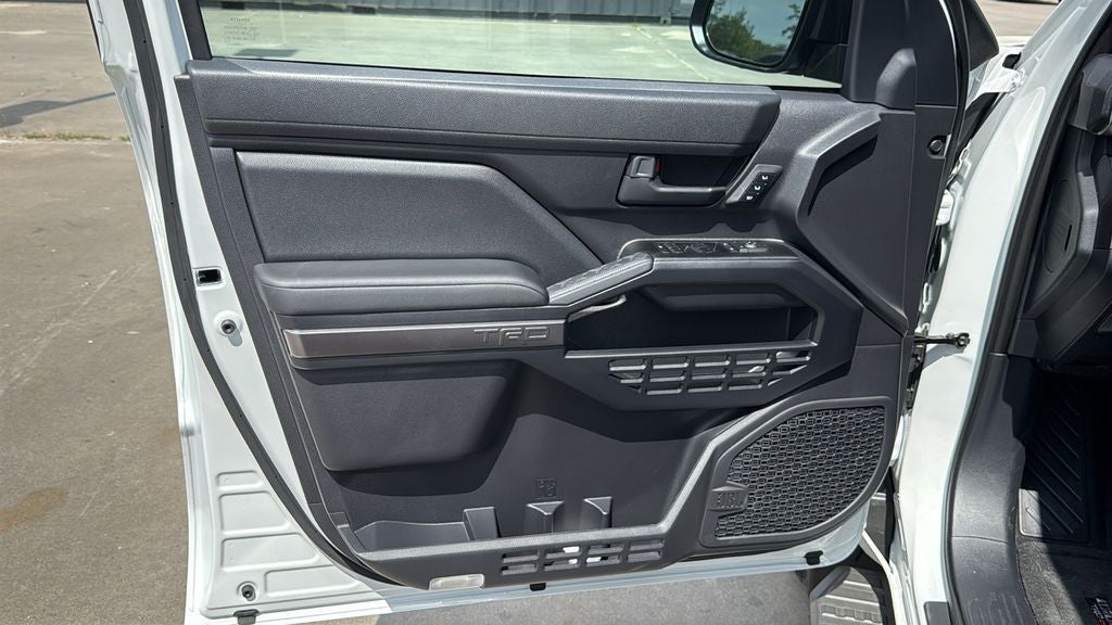 2026 Toyota 4Runner i-FORCE MAX TRD Off-Road Premium i-FORCE MAX