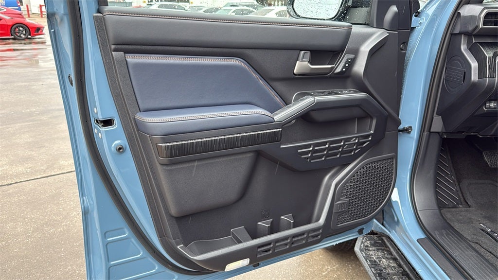 2026 Toyota 4Runner i-FORCE MAX Platinum