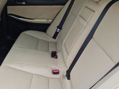 2016 Lexus IS 200t