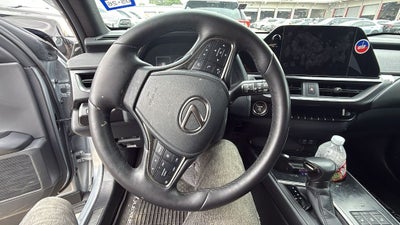 2023 Lexus UX250h Premium 250h Premium