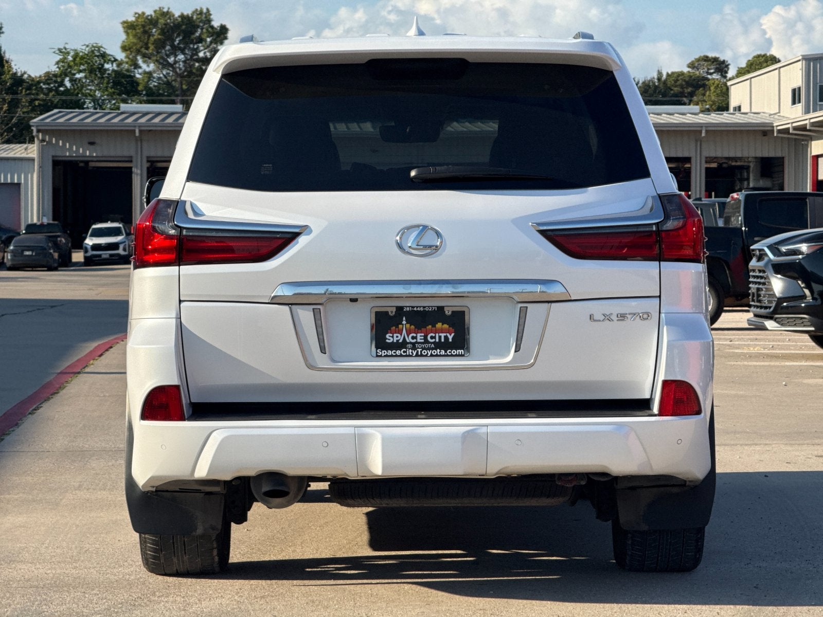 2021 Lexus LX 570