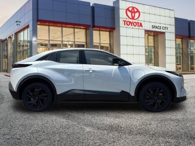 2026 Toyota C-HR SE