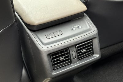 2026 Toyota bZ Woodland bZ Woodland Premium