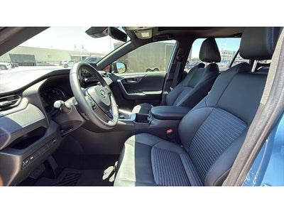 2025 Toyota RAV4 HYBRID XSE