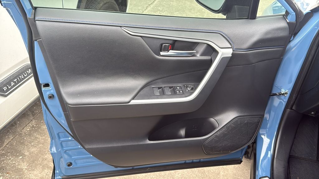 2025 Toyota RAV4 HYBRID XSE