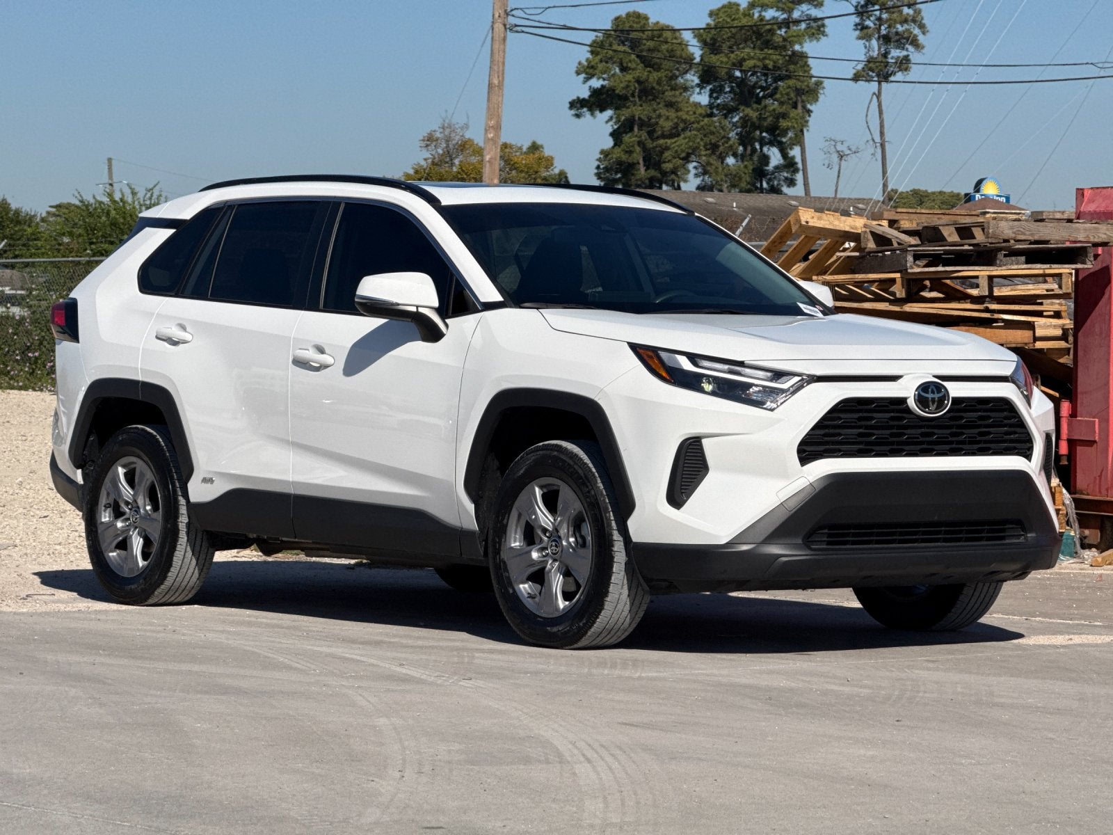 2025 Toyota RAV4 Hybrid XLE