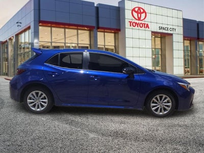 2026 Toyota Corolla Hatchback SE