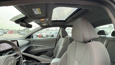 2025 Hyundai Elantra SEL Convenience