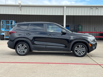 2023 Kia Seltos LX