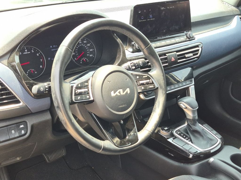 2023 Kia Seltos S