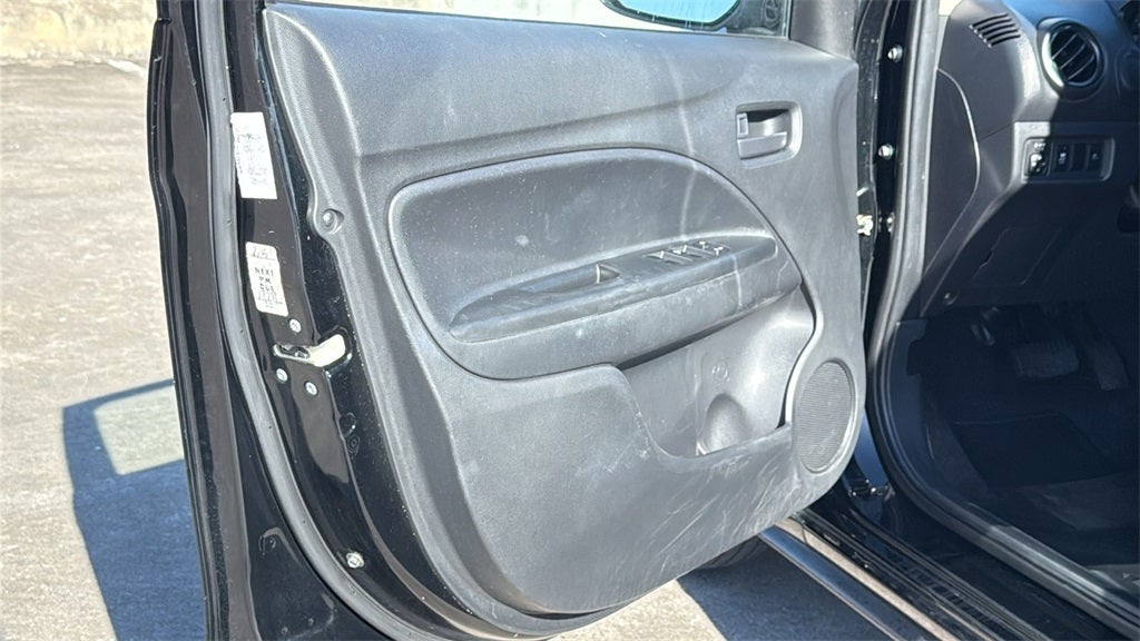 2022 Mitsubishi Mirage ES