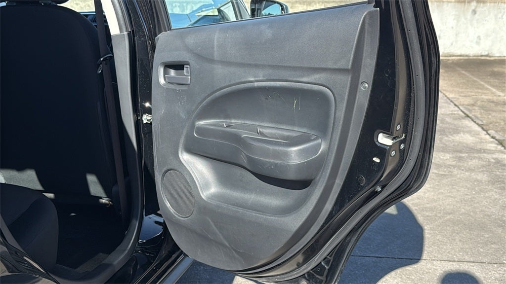 2022 Mitsubishi Mirage ES