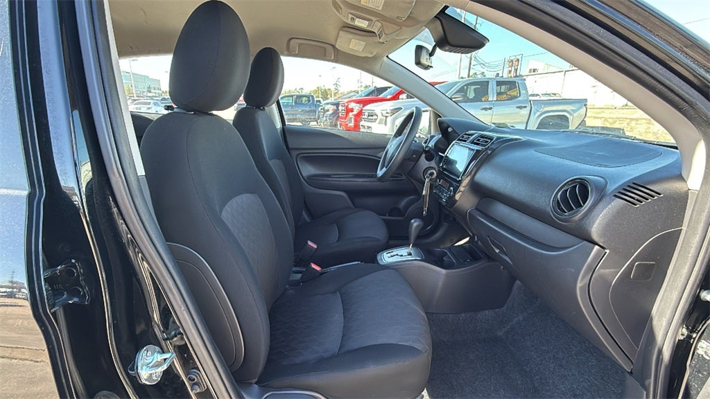 2022 Mitsubishi Mirage ES