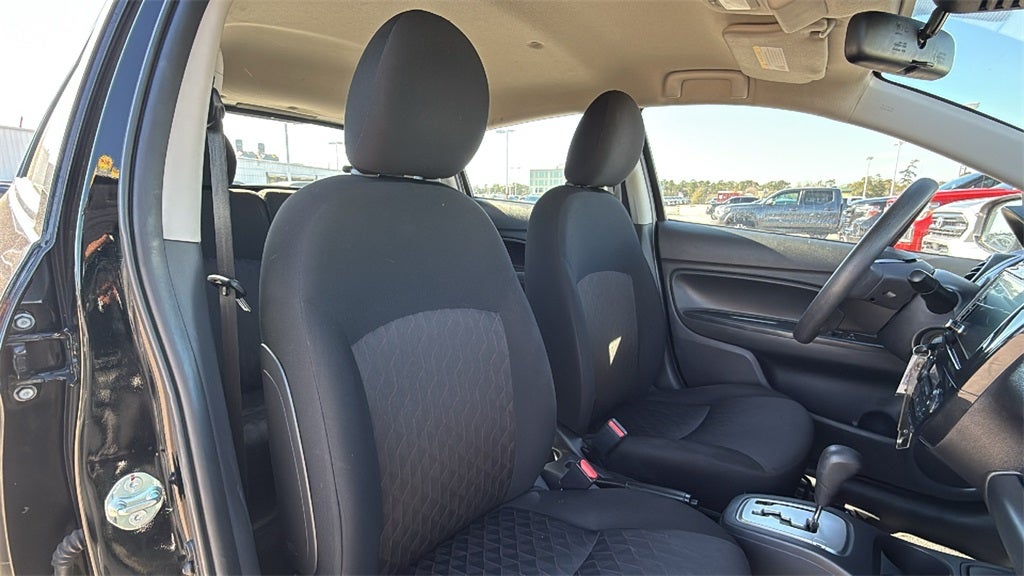 2022 Mitsubishi Mirage ES