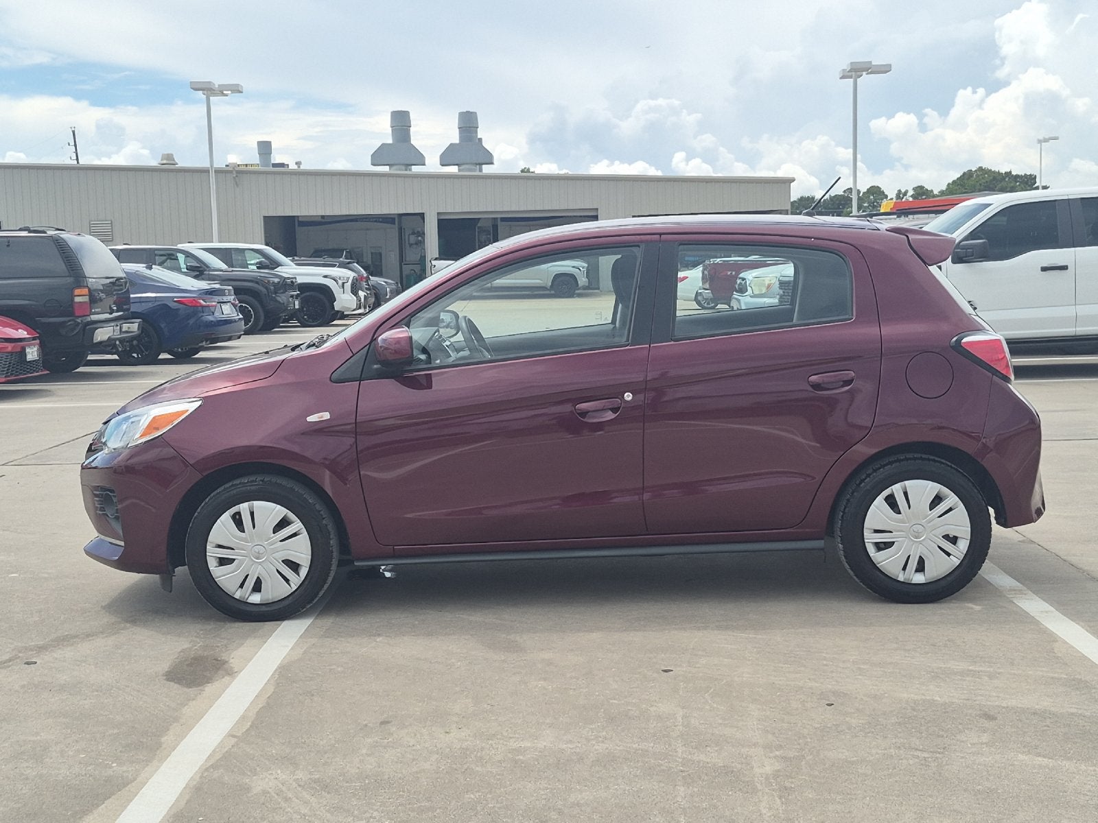 2024 Mitsubishi Mirage ES