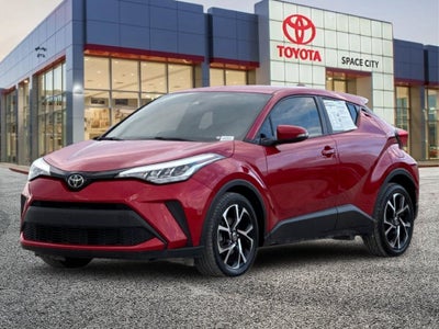 2022 Toyota C-HR XLE