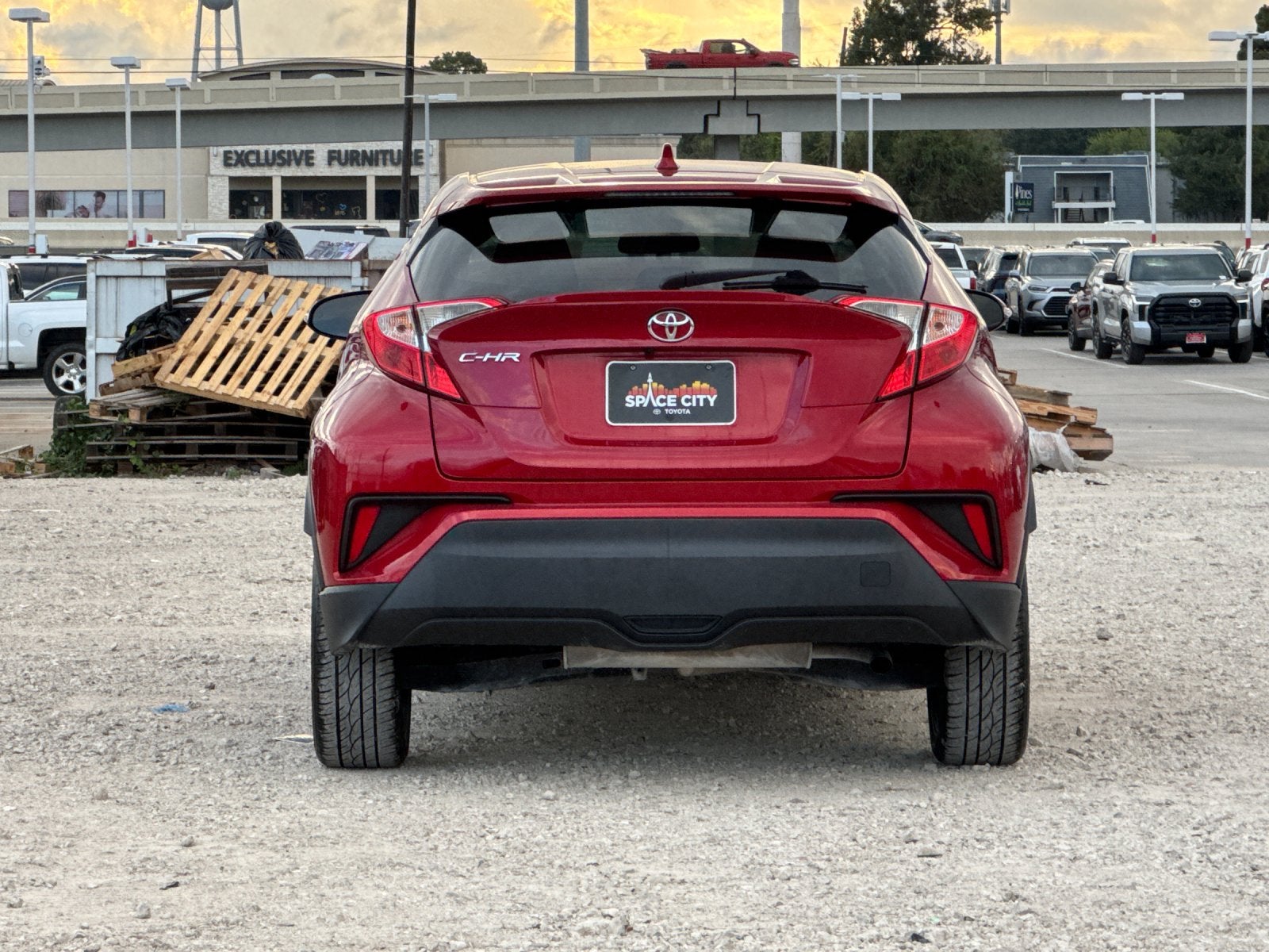 2022 Toyota C-HR XLE