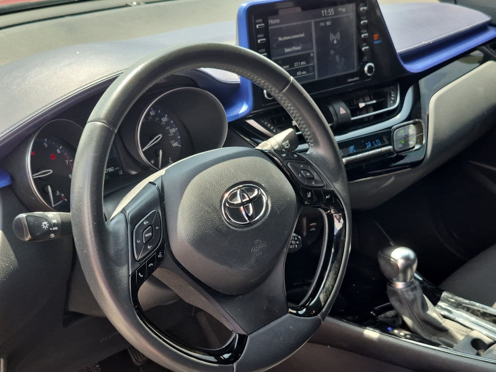 2022 Toyota C-HR XLE