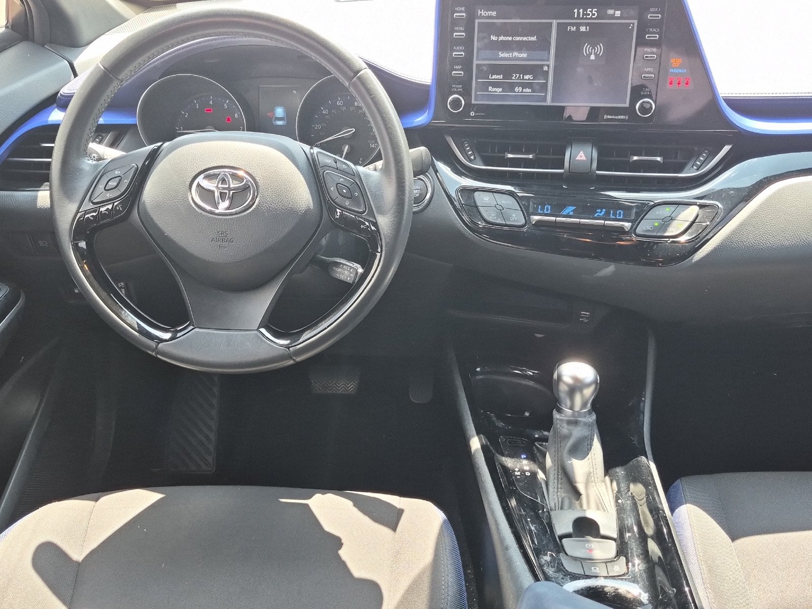 2022 Toyota C-HR XLE