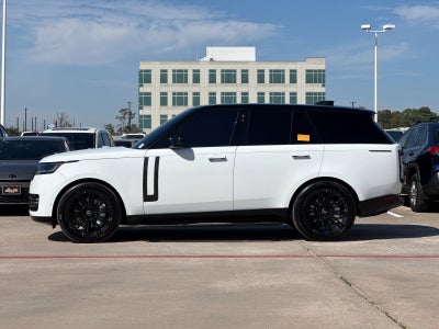 2025 Land Rover Range Rover SE