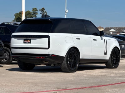 2025 Land Rover Range Rover SE