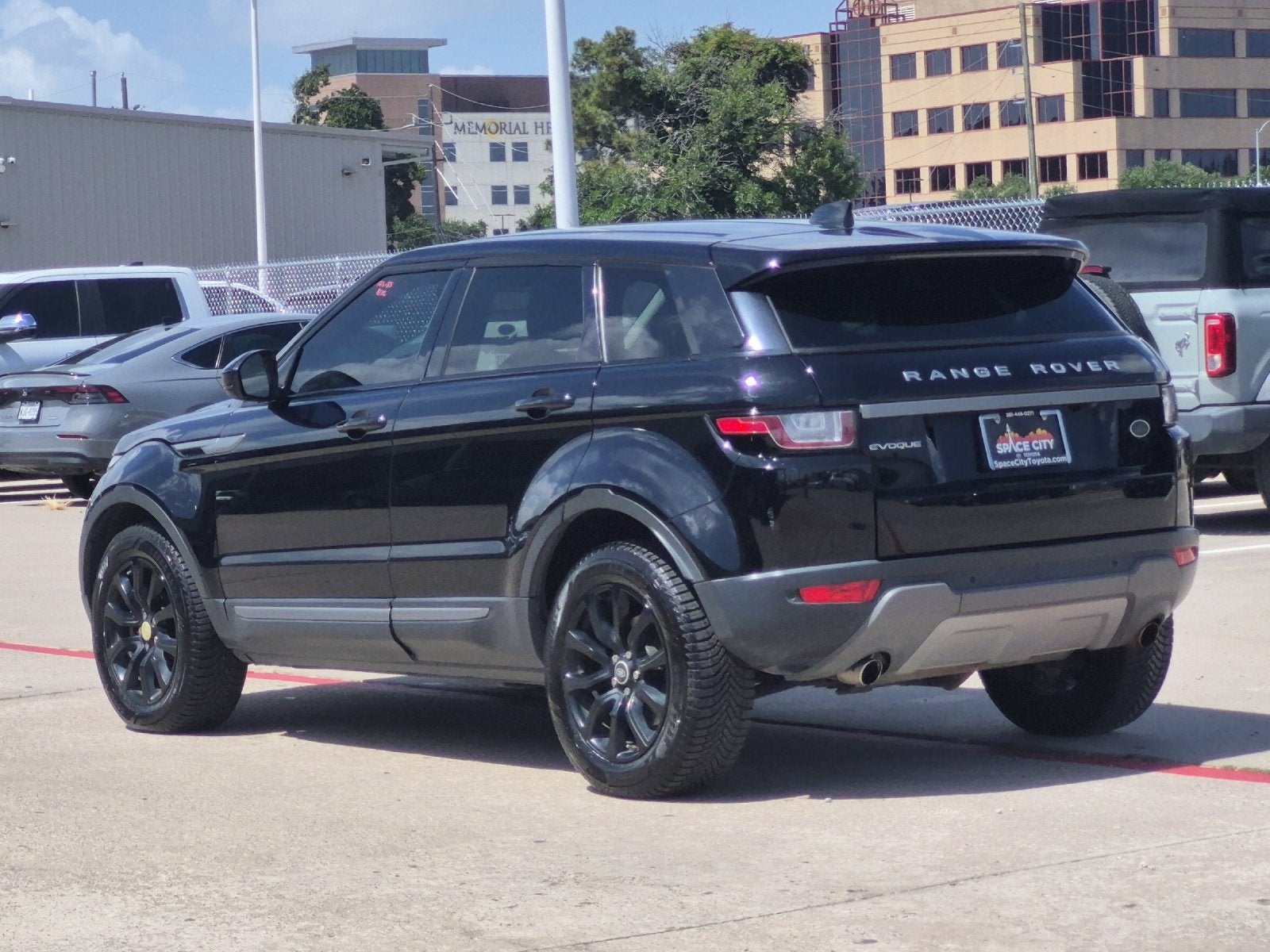 2018 Land Rover Range Rover Evoque SE Premium