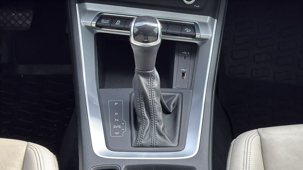 2020 Audi Q3 Premium quattro