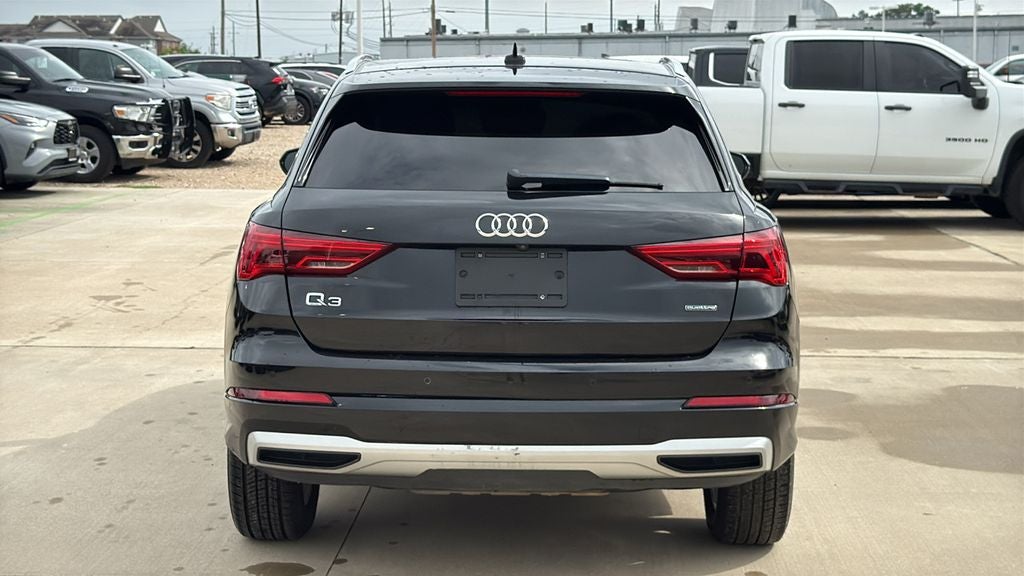 2020 Audi Q3 Premium quattro