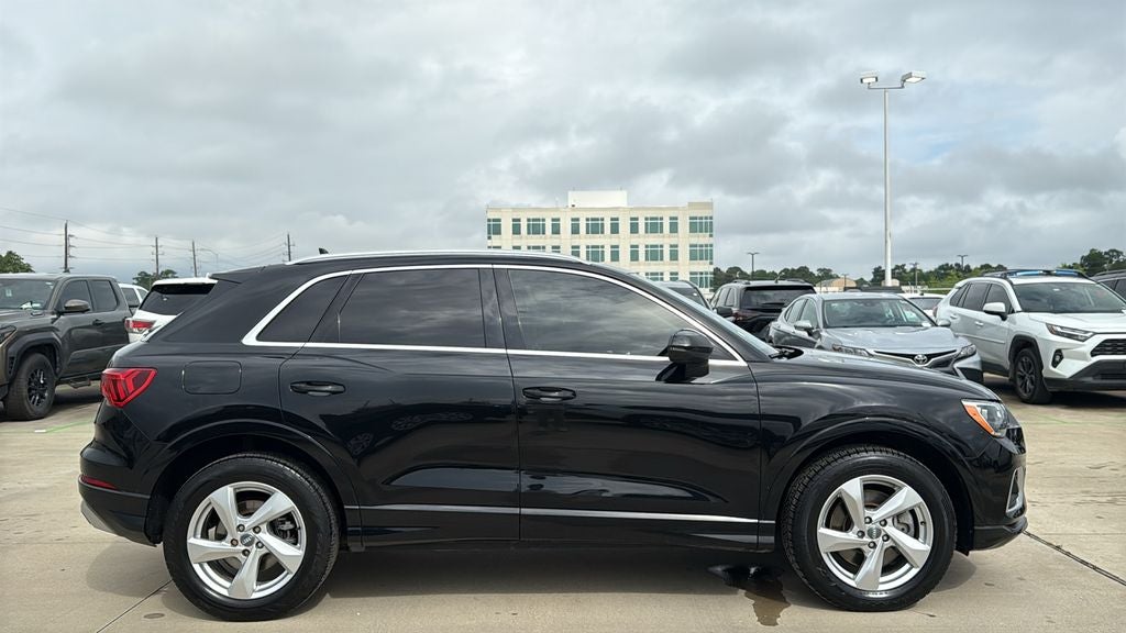 2020 Audi Q3 Premium quattro