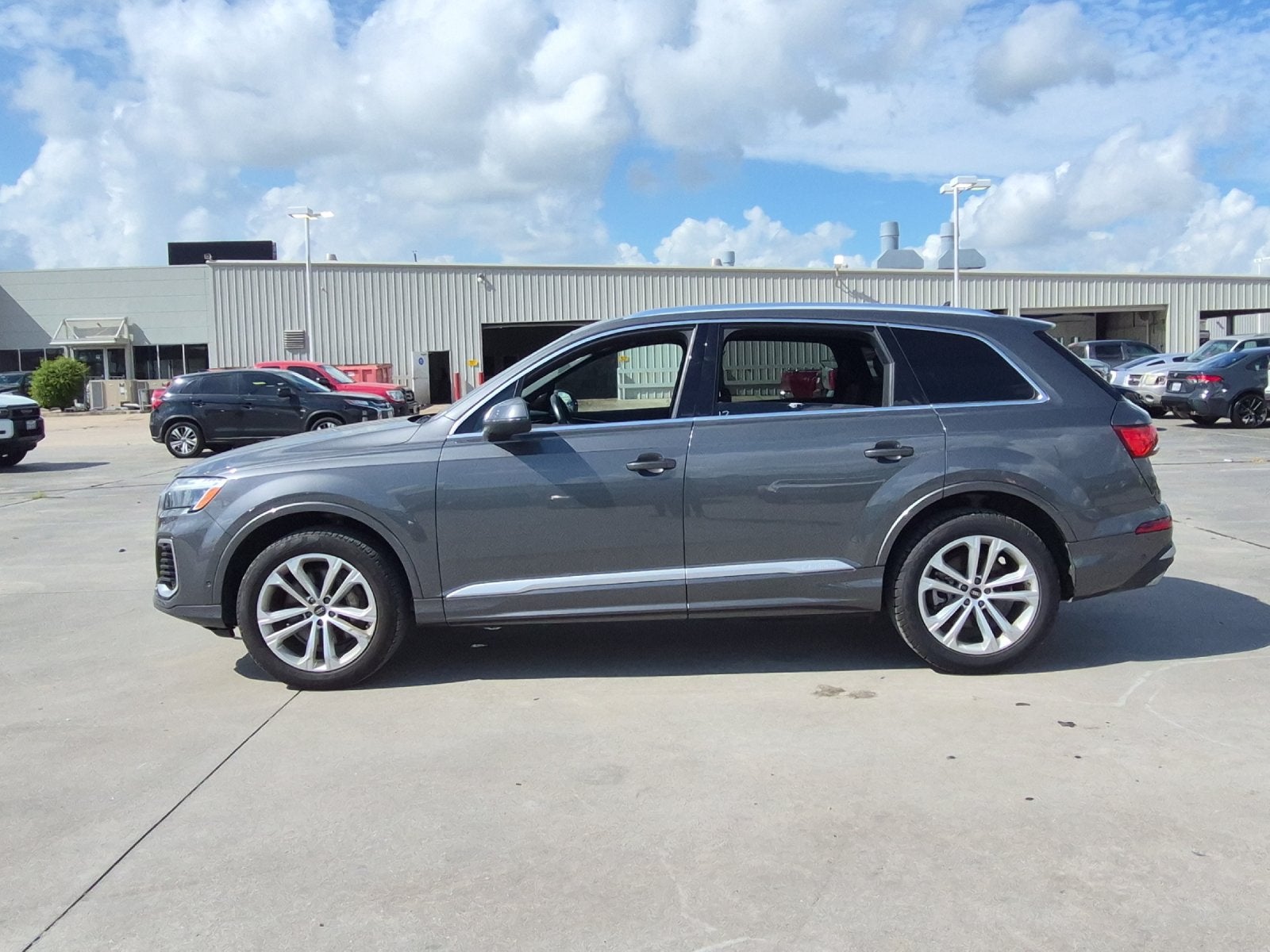 2025 Audi Q7 55 Premium Plus quattro