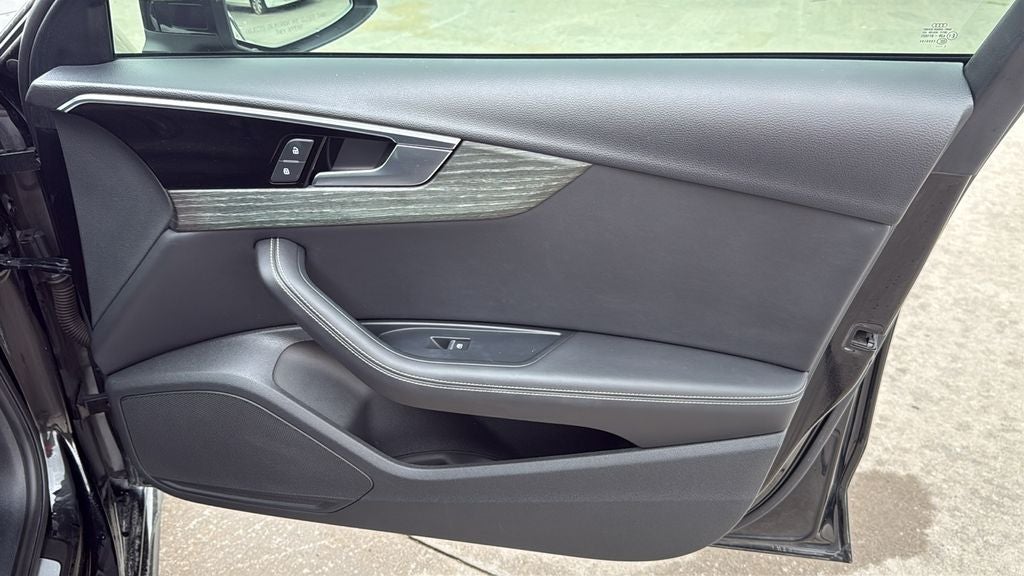 2022 Audi A4 45 S line Premium Plus quattro