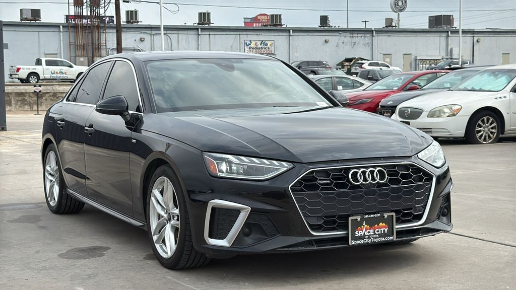 2022 Audi A4 45 S line Premium Plus quattro