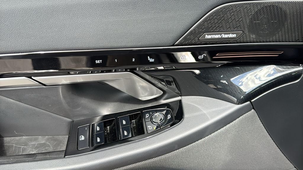 2026 BMW 530i 530i