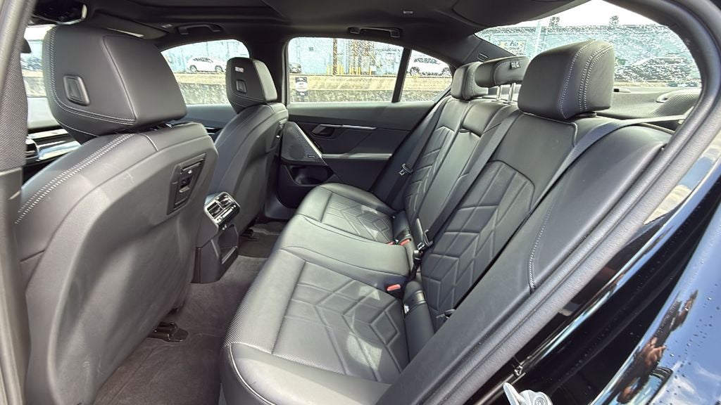 2026 BMW 530i 530i
