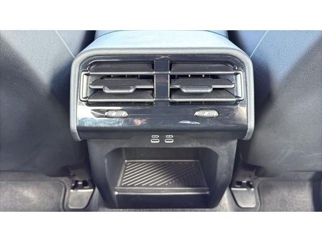 2026 BMW 530i 530i
