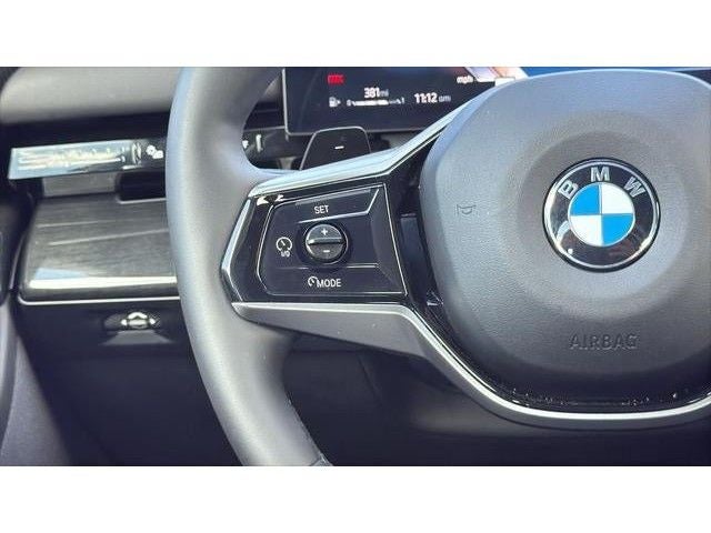 2026 BMW 530i 530i