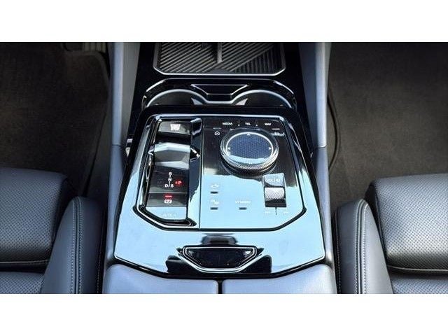 2026 BMW 530i 530i